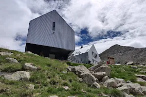 Refugio de Cap de Llauset image