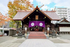 Hokkaido Shrine Tongu image