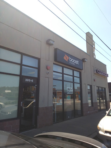 Boost Mobile, 3915-B Dix St NE, Washington, DC 20019, USA, 