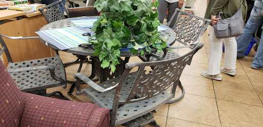 Thrift Store «Goodwill», reviews and photos