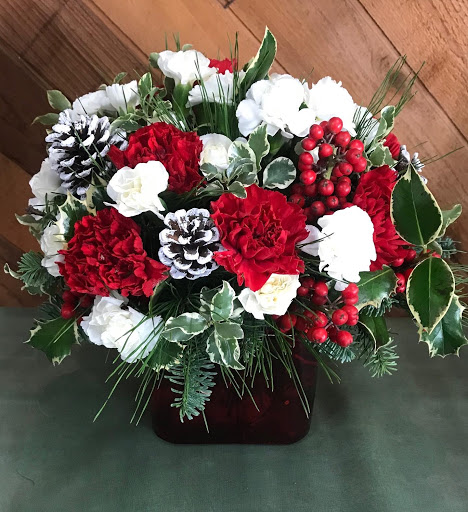 Florist «B&B Flowers and Balloons», reviews and photos, 623 S Pacific Ave, San Pedro, CA 90731, USA