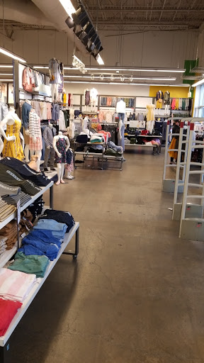 Clothing Store «Old Navy», reviews and photos, 2440 Chemical Rd, Plymouth Meeting, PA 19462, USA