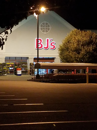 Warehouse club «BJ’s Wholesale Club», reviews and photos, 173 E Main Rd, Middletown, RI 02842, USA