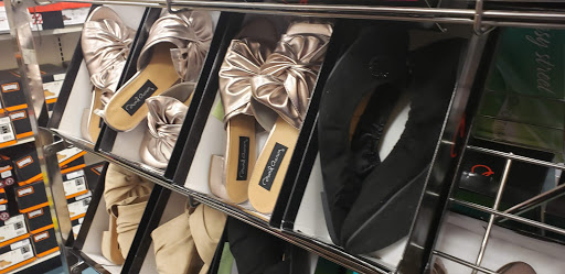 Shoe Store «Shoe Carnival», reviews and photos, 3271 Marketplace Dr, Council Bluffs, IA 51501, USA