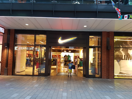 Nike stores Luton