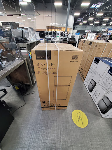 Electronics Store «Best Buy», reviews and photos, 8301 3rd St N, Oakdale, MN 55128, USA