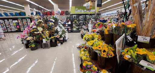 Grocery Store «Albertsons», reviews and photos, 1930 N Placentia Ave, Fullerton, CA 92831, USA