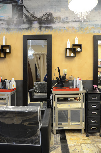 Hair Salon «Studio shag hair salon», reviews and photos, 3780 W Jonathan Moore Pike, Columbus, IN 47201, USA