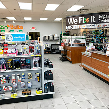 Car Battery Store «Batteries Plus Bulbs», reviews and photos, 17406 Chesterfield Airport Rd, Chesterfield, MO 63005, USA