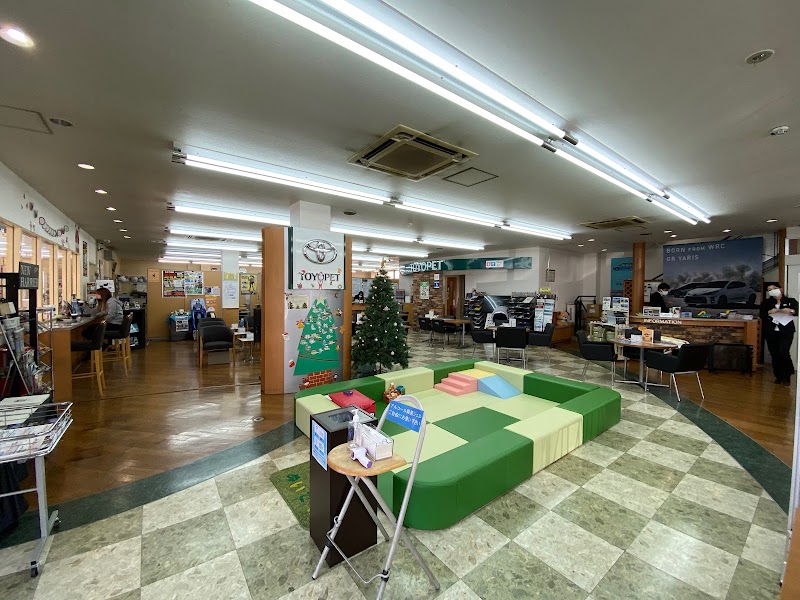 大阪トヨペット 茨木店
