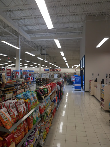 Clothing Store «Burlington Coat Factory», reviews and photos, 16590 N Fwy Service Rd, Conroe, TX 77384, USA