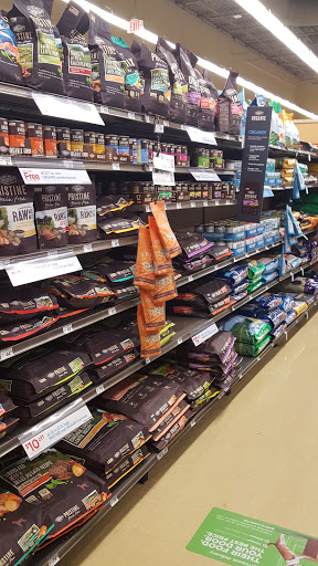 Pet Supply Store «Petco Animal Supplies», reviews and photos, 2242 N Richmond Rd, McHenry, IL 60051, USA