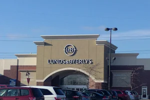Lunds & Byerlys Maple Grove image