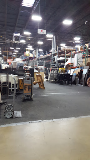 Used Furniture Store «CORT Clearance Center», reviews and photos, 801 Hampton Park Blvd, Capitol Heights, MD 20743, USA