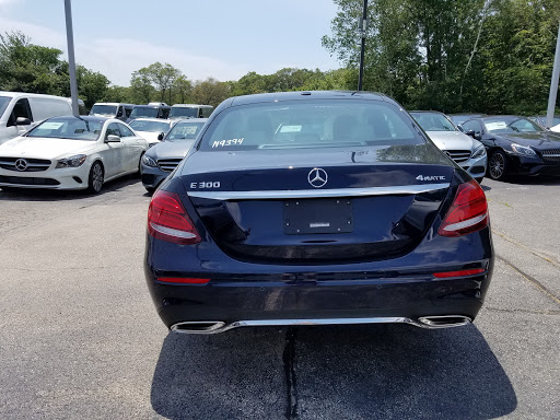 Mercedes Benz Dealer «Viti Mercedes-Benz», reviews and photos, 975 Fish Rd, Tiverton, RI 02878, USA