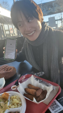 Two Peruvian chefs in a truck by null