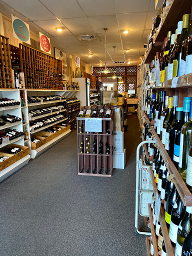 Wine Store «Toast Wines & Spirits», reviews and photos, 984 Farmington Ave B, West Hartford, CT 06107, USA