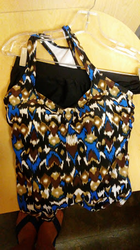 Shopping Mall «Lincoln Court Shopping Center», reviews and photos, 215 Lancaster Ave, Frazer, PA 19355, USA