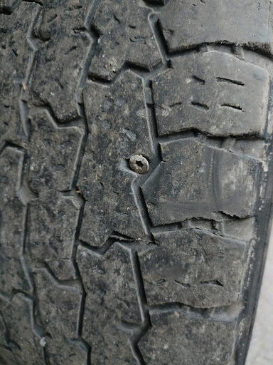 Tire Shop «Suburban Tire Auto Repair Center», reviews and photos, 755 North Ave, Glendale Heights, IL 60139, USA