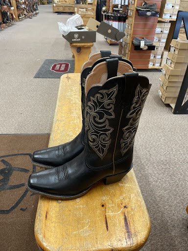 Boot Store «Pleasant Hills Saddle Shop», reviews and photos, 20750 Rogers Dr, Rogers, MN 55374, USA