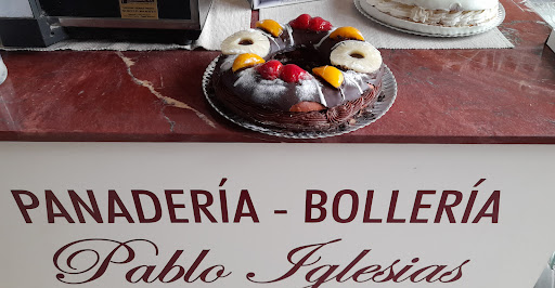 Bollería Pastelería Pablo Iglesias en Cuéllar, Segovia