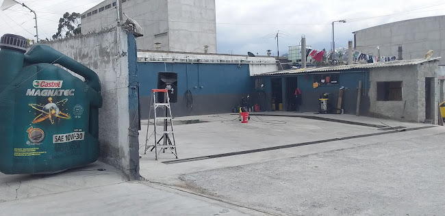 Opiniones de Lubricadora y parqueadero familiar en Quito - Servicio de lavado de coches