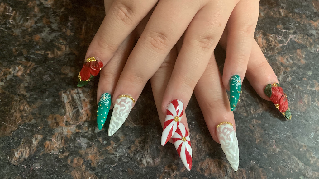 Mona Lisa Nails & Spa Chester, VA 23836 Services and Reviews