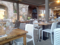 Atmosphère du Restaurant méditerranéen La Grotte & l'Olivier à Roquebrune-Cap-Martin - n°4