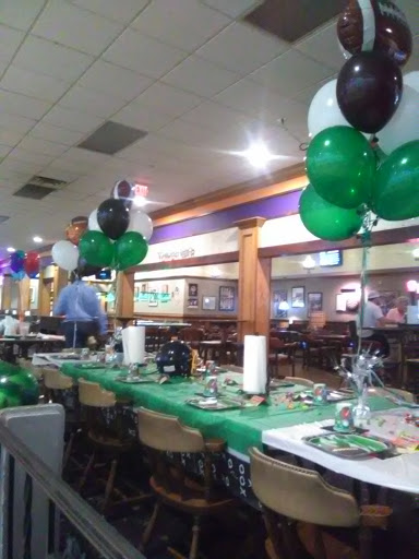 Bowling Alley «Camelot Lanes», reviews and photos, 628 Boardman-Canfield Rd, Youngstown, OH 44512, USA