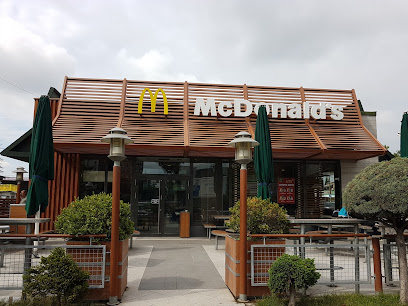 McDonald,s - 57 Z. Chavchavadze Street, Kutaisi, Georgia