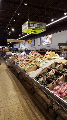 Supermarket «ALDI», reviews and photos, 4833 Oakton St, Skokie, IL 60077, USA