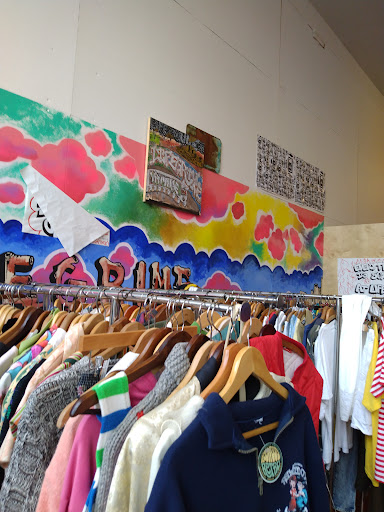 Thrift Store «Tailwaggers Thrift Shop», reviews and photos, 2737 F St, Eureka, CA 95501, USA