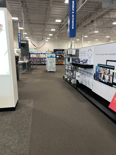 Electronics Store «Best Buy», reviews and photos, 625 Black Lake Blvd SW #200, Olympia, WA 98502, USA