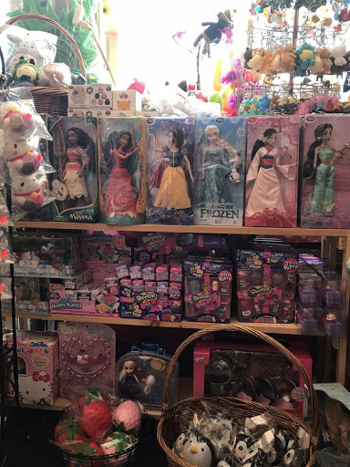 Gift Shop «V Gift Shop», reviews and photos, 461 6th Ave, New York, NY 10011, USA