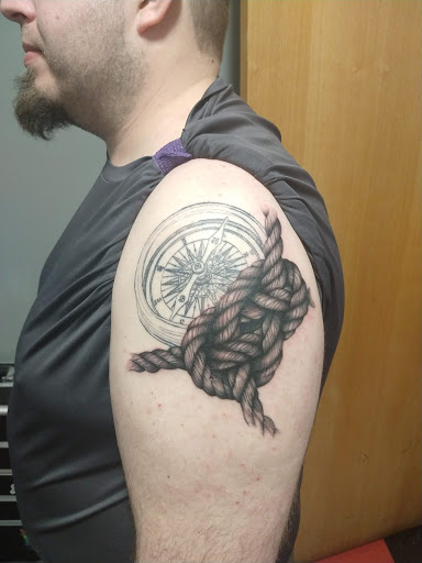 Tattoo Shop «Queen of Hearts Tattoos», reviews and photos, 7874 University Ave NE, Minneapolis, MN 55432, USA