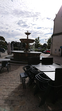 Atmosphère du Restaurant Le Quai à Auxerre - n°12