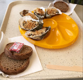 Photo n°117 de Dégustation Tonneau Huîtres et Moules à Le Vivier-sur-Mer ()