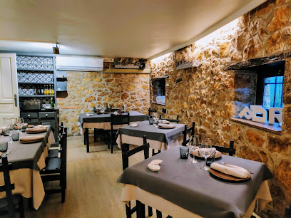 Casa Pedro - Restaurante y Alojamiento Rural - sin número, 33559 San Juan de Parres, Asturias, Spain
