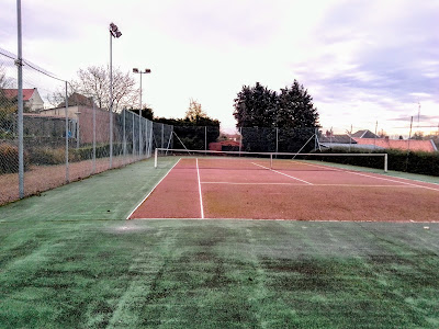 Terrain de tennis de Monchaux sur Ecaillon à Monchaux-sur-Écaillon