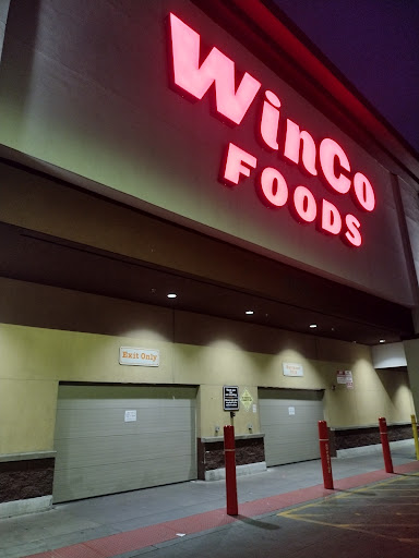 Supermarket «WinCo Foods», reviews and photos, 1913 S 72nd St, Tacoma, WA 98408, USA