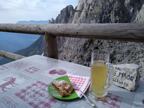 Plats et boissons Refuge de montagne Rifugio Pradidali 38054 Tonadico