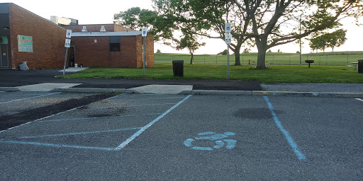 Golf Course «Bay Park Golf Course», reviews and photos, 1 1st Ave, East Rockaway, NY 11518, USA