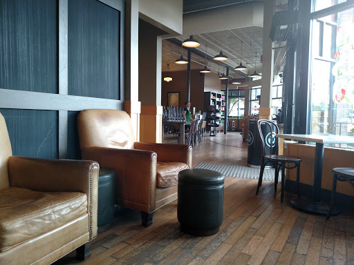 Coffee Shop «Starbucks», reviews and photos, 33 S Washington St, Hinsdale, IL 60521, USA