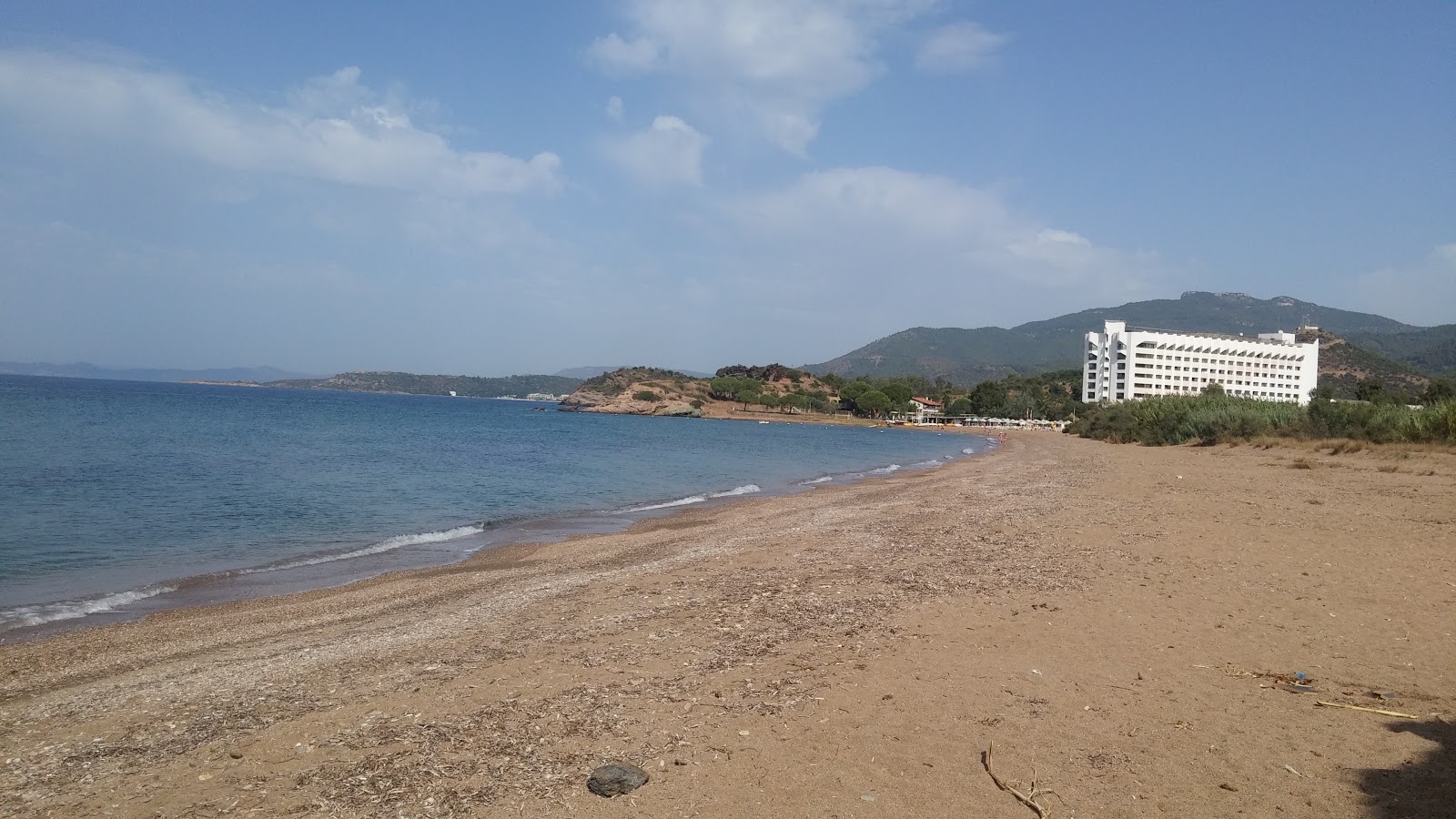 Φωτογραφία του Sukuralti beach IV παροχές περιοχής