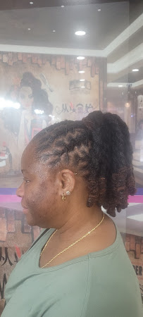 Hair & Care Unisex Beauty Salon - Photo 9 - Car repair in Bronx, NY, Bronx