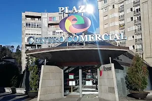 Centro Comercial Praza Elíptica image