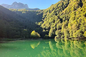 Lac de Bethmale image