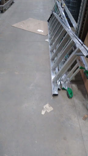 Hardware Store «Sutherlands Lumber #3119», reviews and photos, 4545 College St, Beaumont, TX 77707, USA