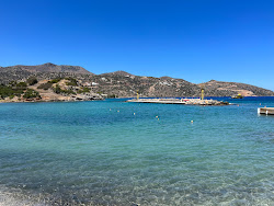 Foto di Mirabello Beach - luogo popolare tra gli intenditori del relax
