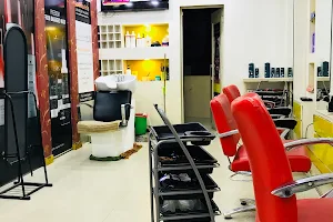 NeelDavid's Salon, Civil Mall image